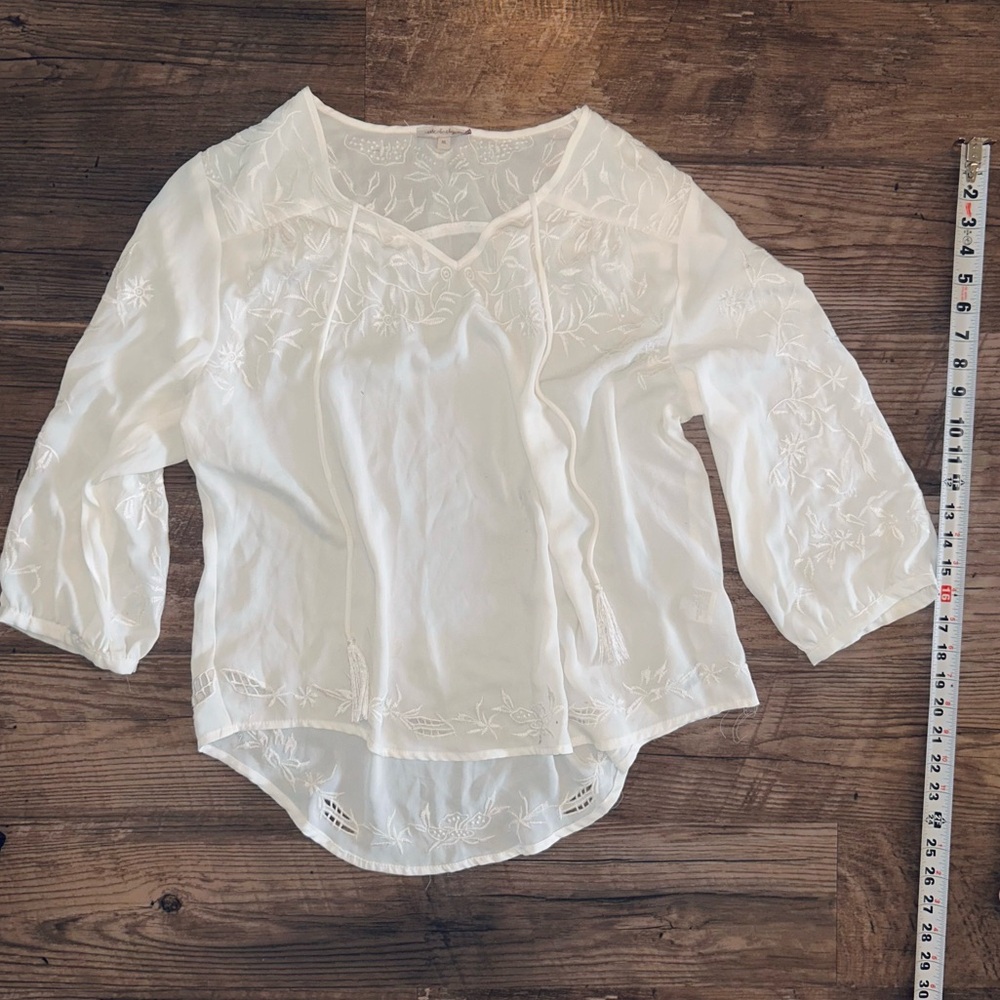 White Embroidered Peasant Tunic Top - Lightweight Women’s Blouse